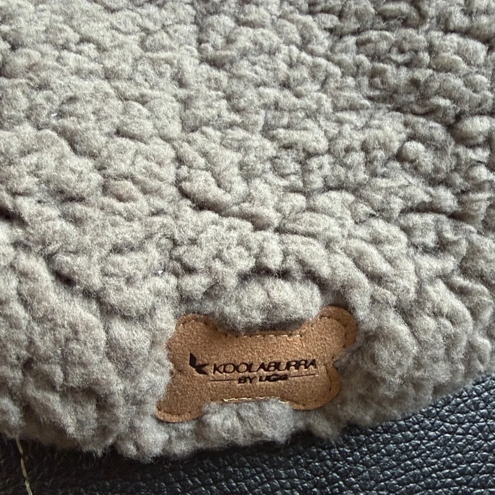 Koolaburra by UGG Theo Pet Hoodie for dogs Large Grey White Plush Warm NEW